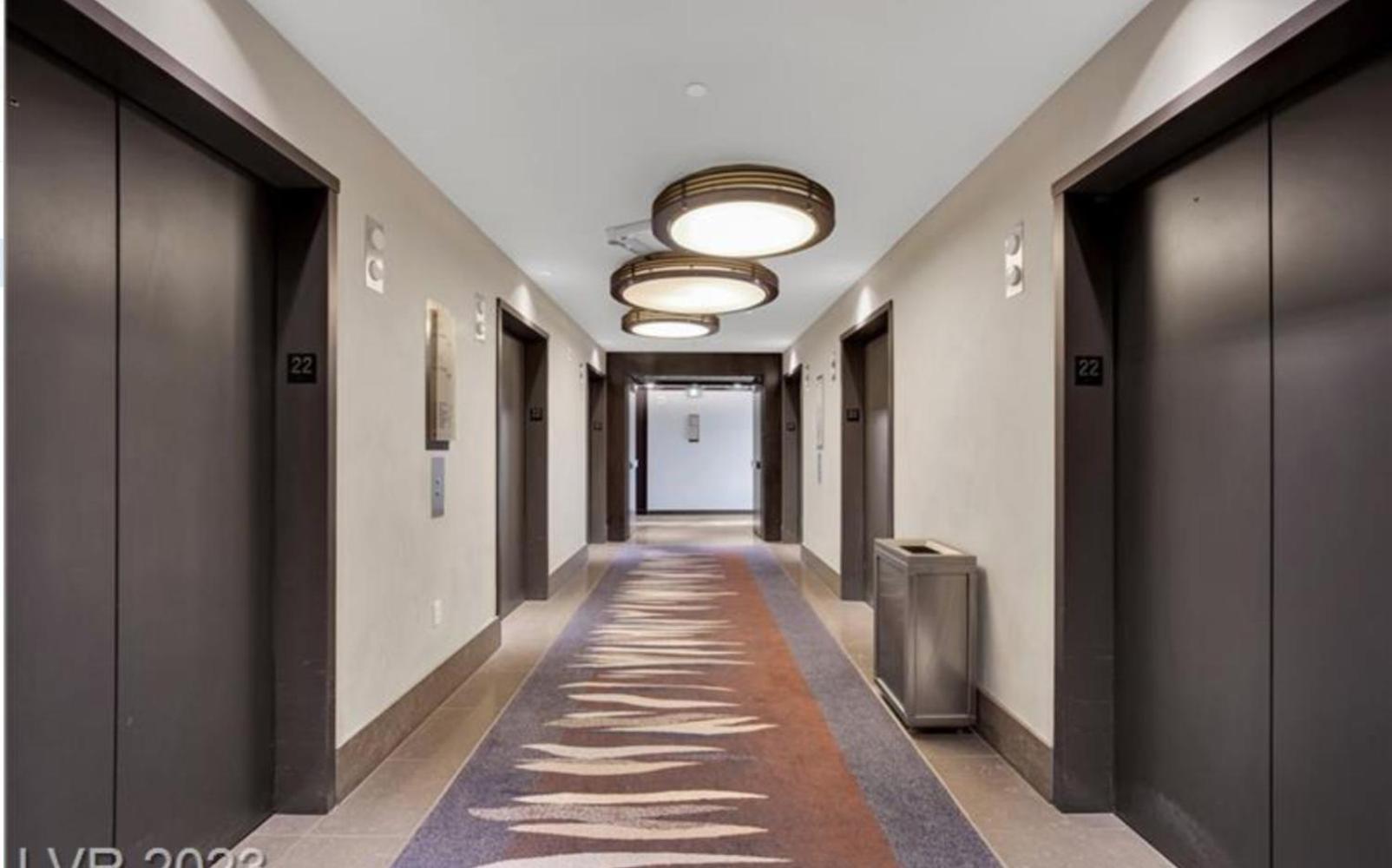 Vdara Beautiful Suite On 22Nd Flr Free Valet Parking ラスベガス エクステリア 写真