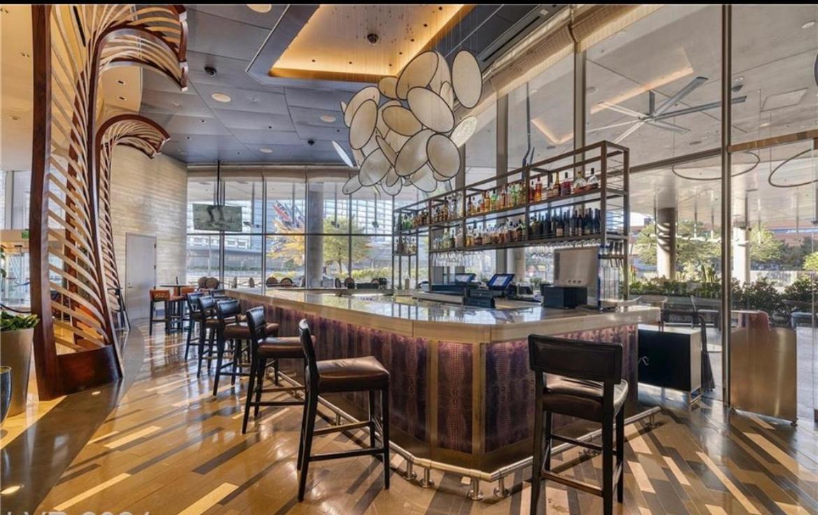 Vdara Beautiful Suite On 22Nd Flr Free Valet Parking ラスベガス エクステリア 写真